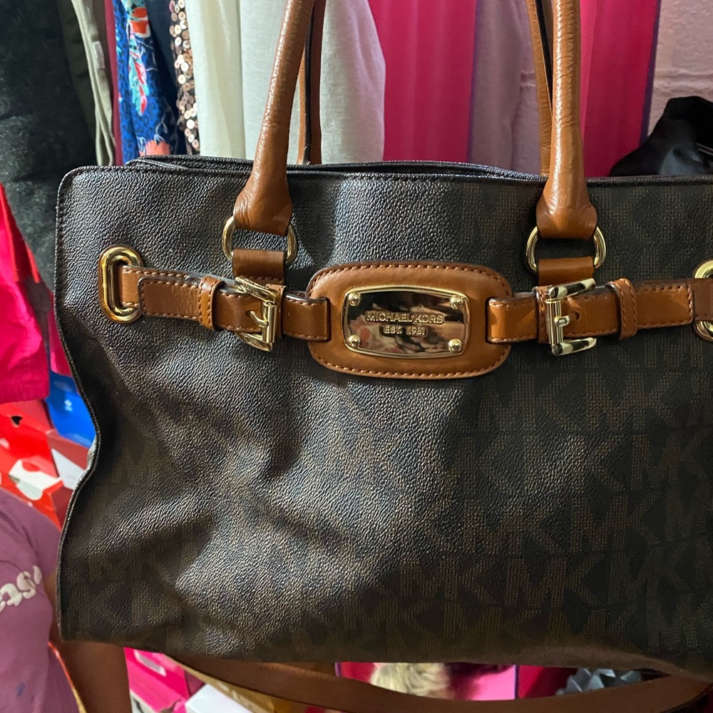 Michael kors purse